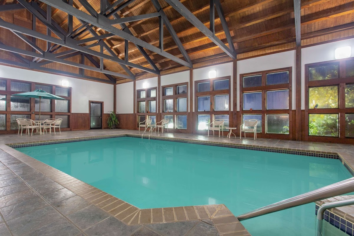 AmericInn Lodge & Suites Black River Falls photo 3