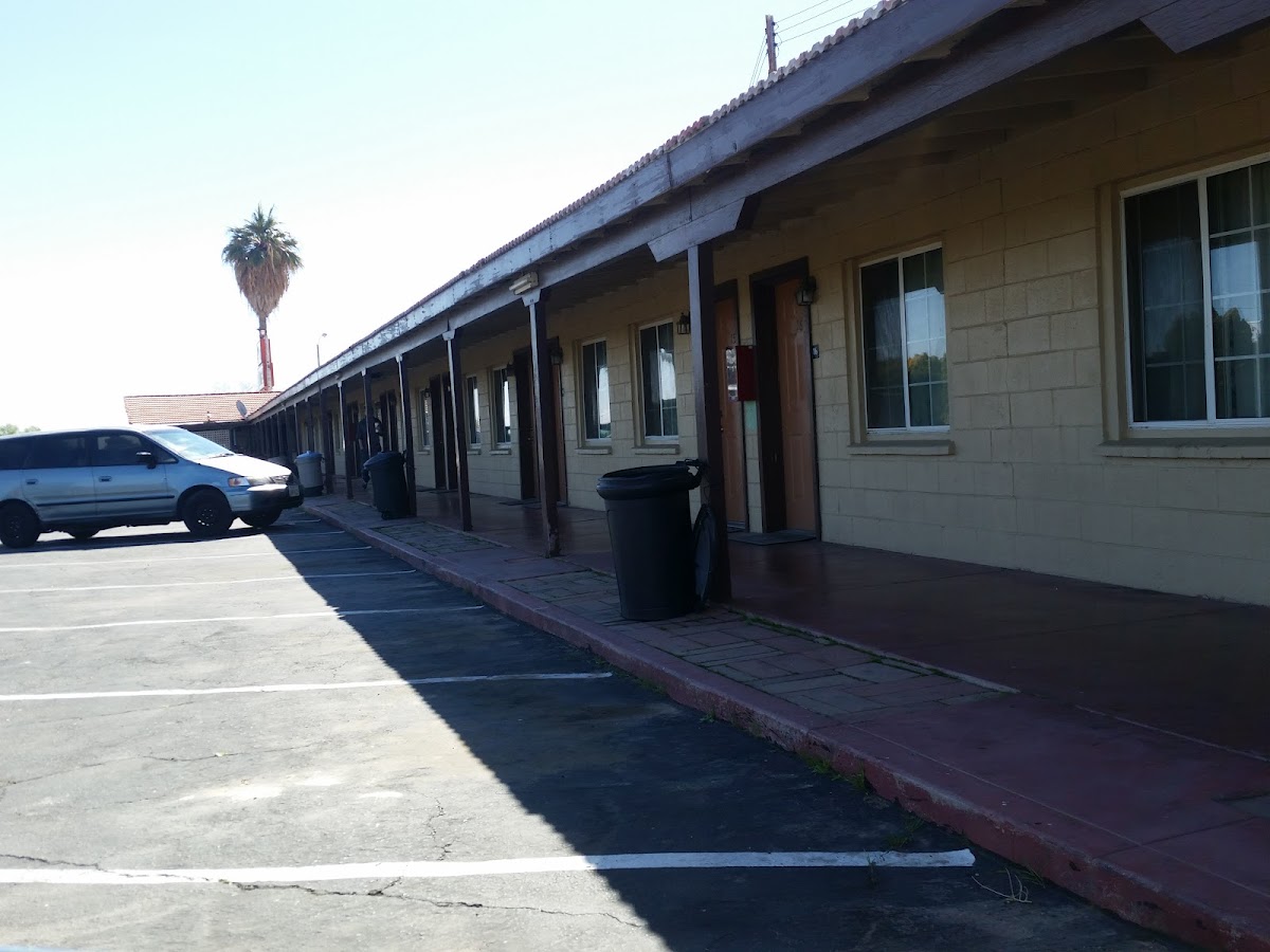 Regal Lodge Motel photo 2