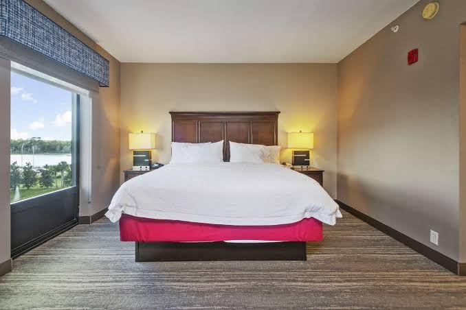Hampton Inn & Suites Orlando-Apopka photo 2