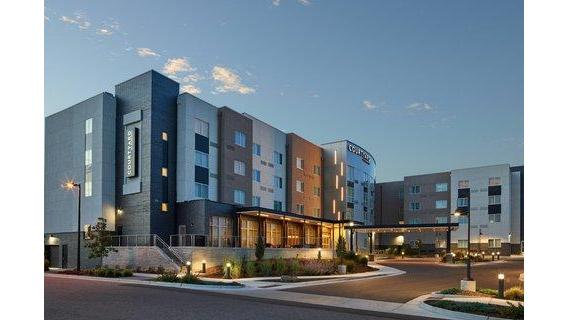 Courtyard by Marriott Denver Aurora