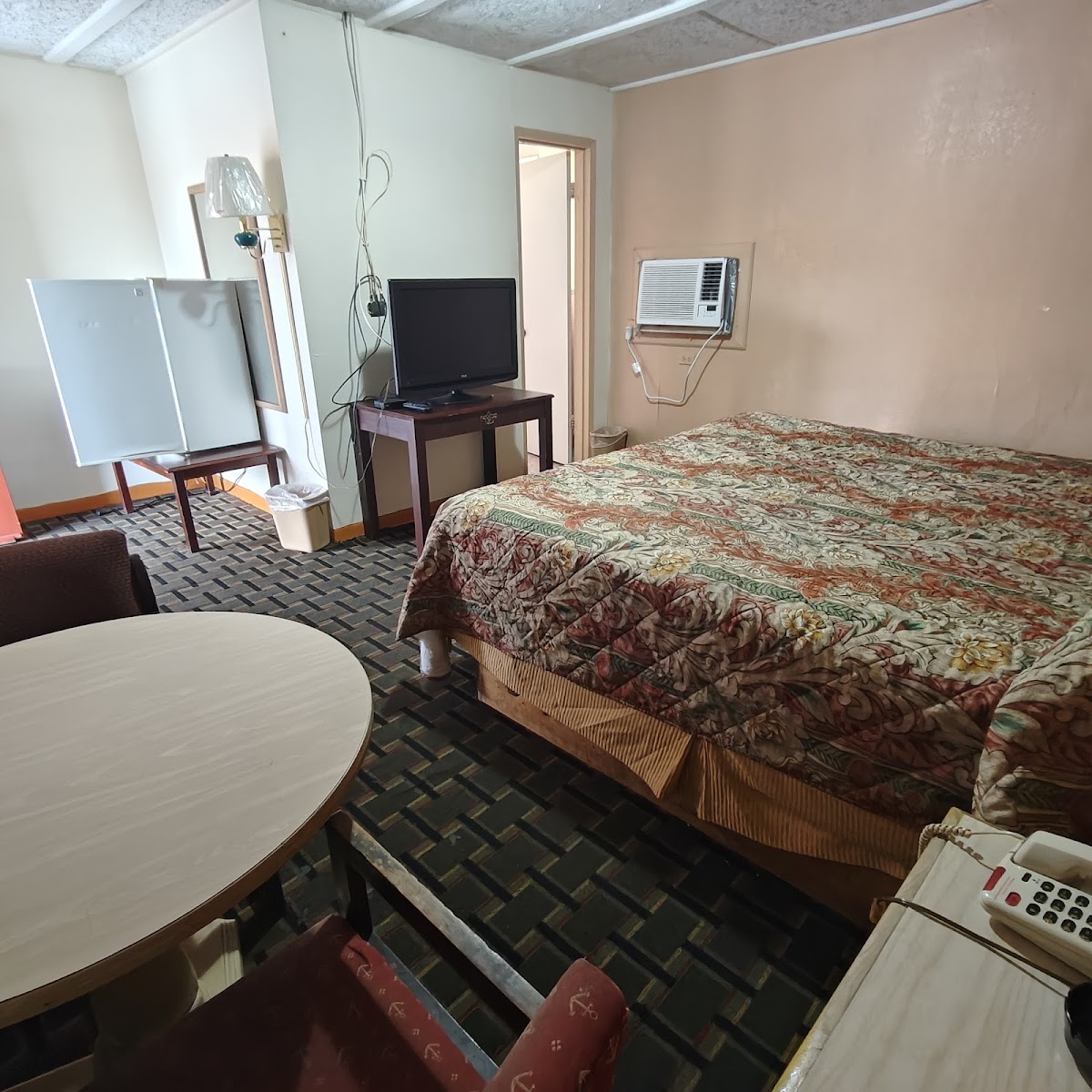 A-One Motel & Apartments photo 2