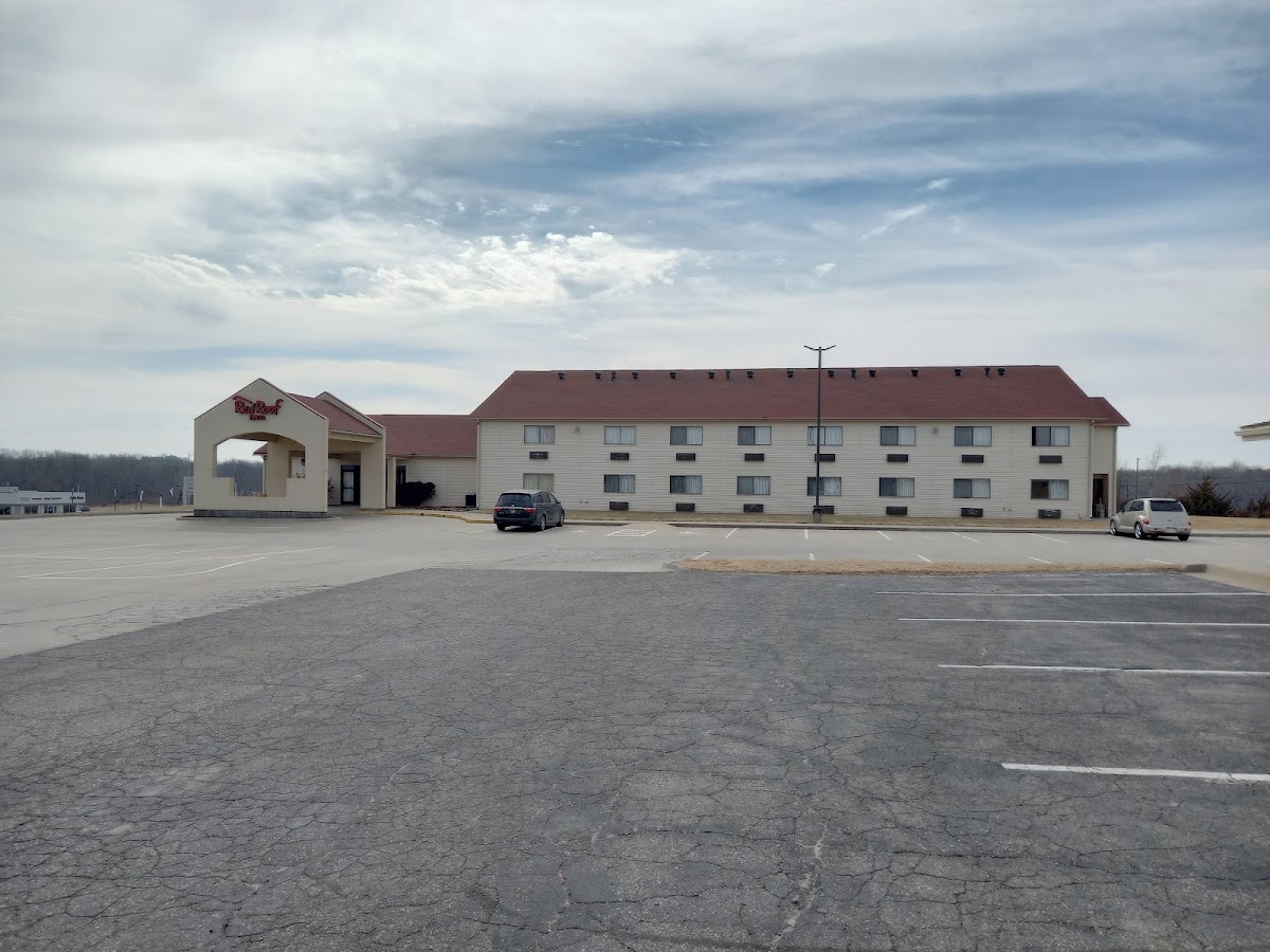 CLOSED - Red Roof Inn Holton photo 3