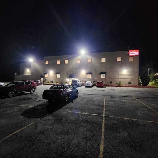 Katahdin Inn and Suites photo 2
