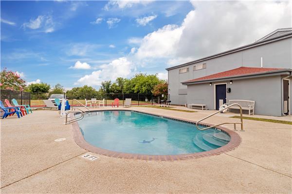Quality Inn & Suites I-10 near Fiesta Texas photo 3