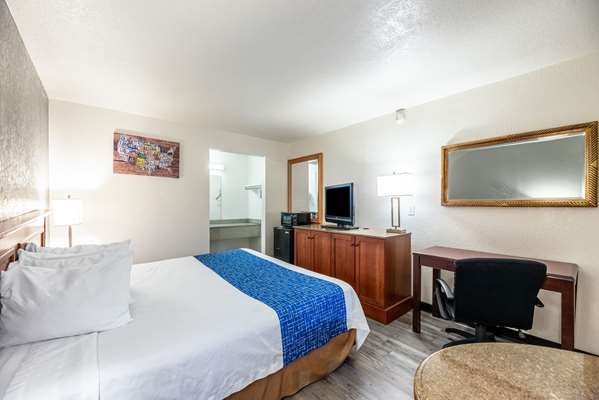 Econo Lodge Phoenix North I-17 photo 2