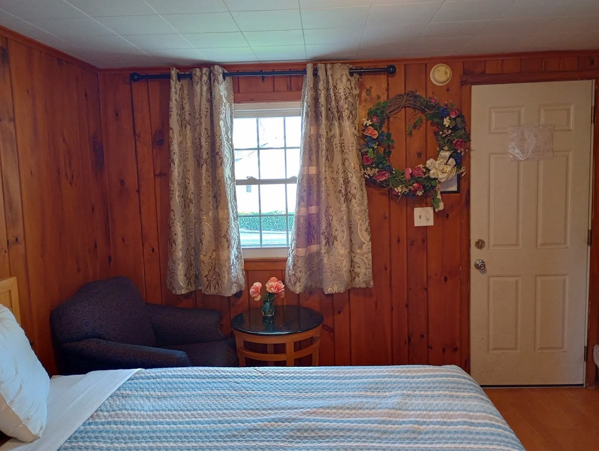 Seven Dwarfs Motor Court photo 2