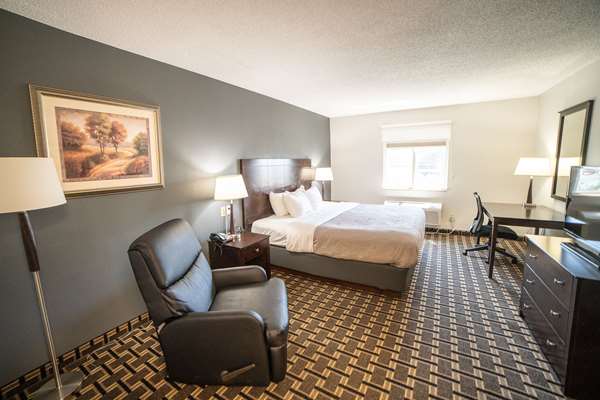 Quality Inn & Suites Watertown near Prairie Lakes Ice Arena photo 2