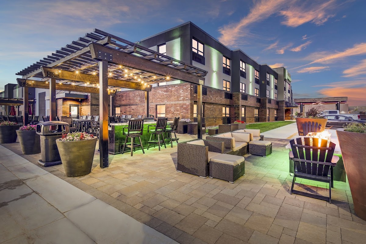 Holiday Inn & Suites St. Cloud by IHG