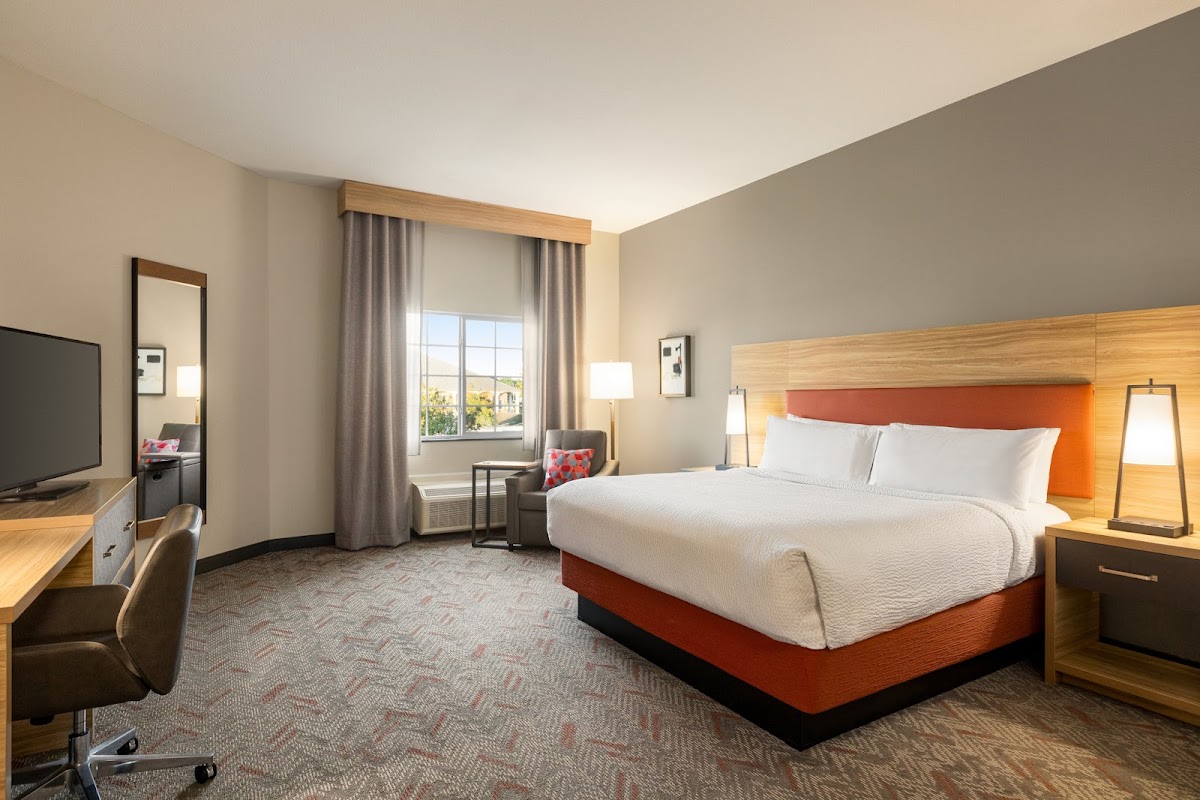 Candlewood Suites Mount Pleasant by IHG photo 2