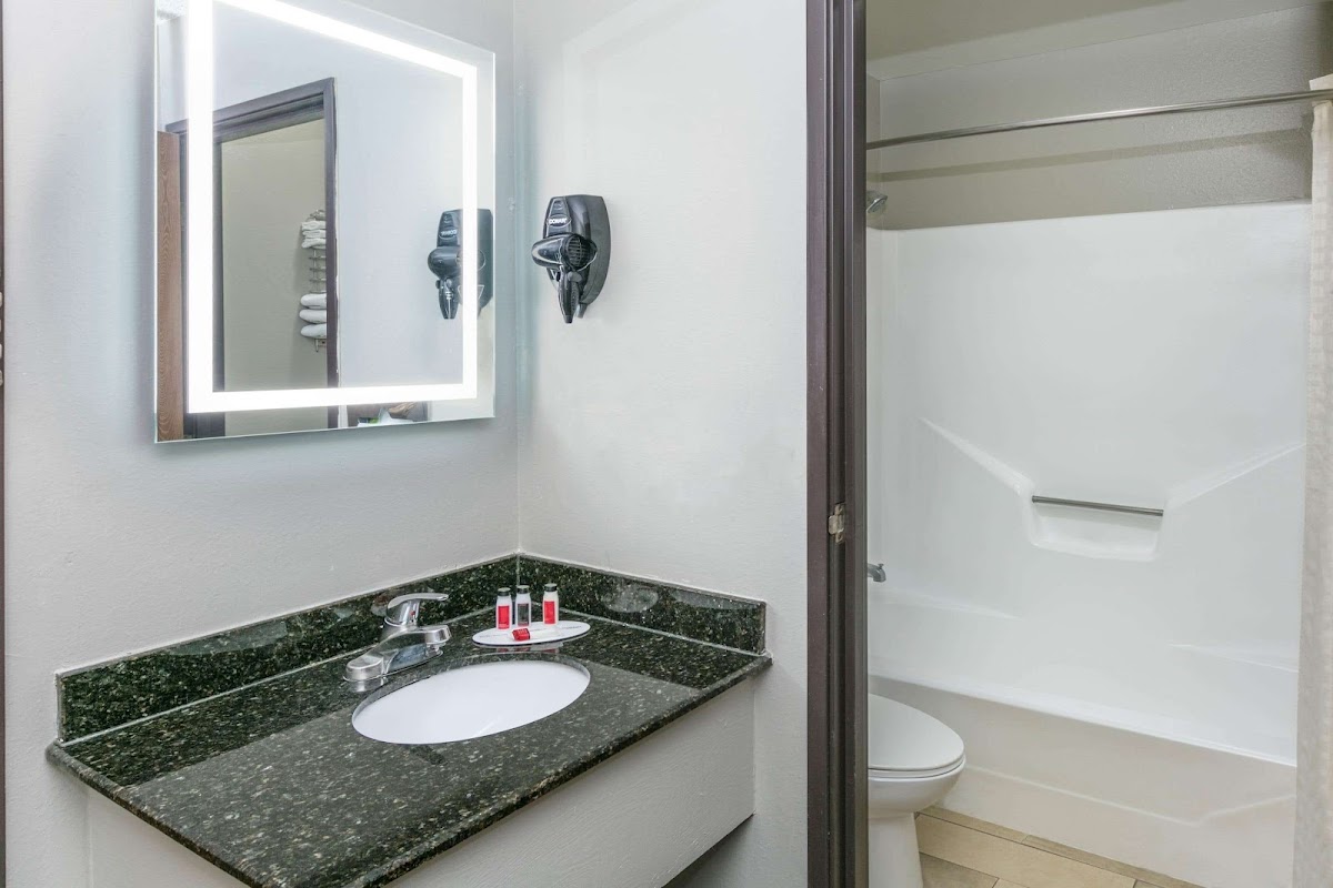 Howard Johnson by Wyndham New Braunfels photo 3