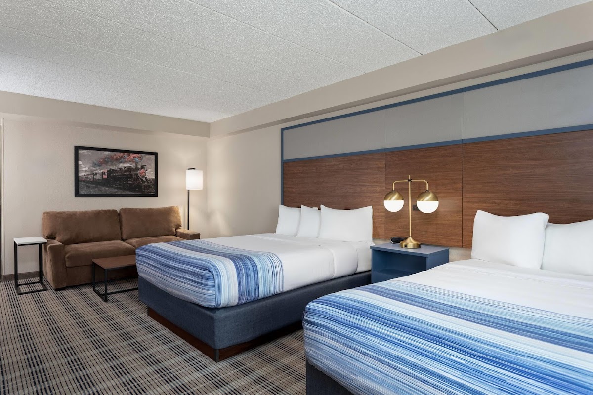 AmericInn by Wyndham Roseau photo 2