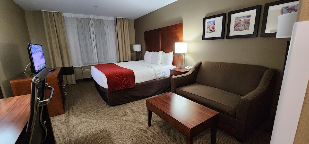 Comfort Suites Victorville-Hesperia photo 2