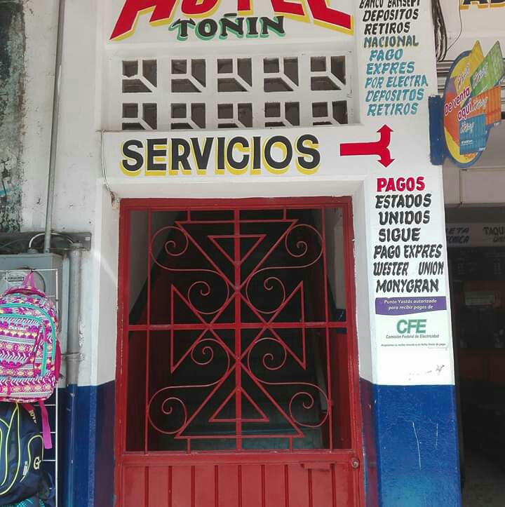 Hotel Toñin