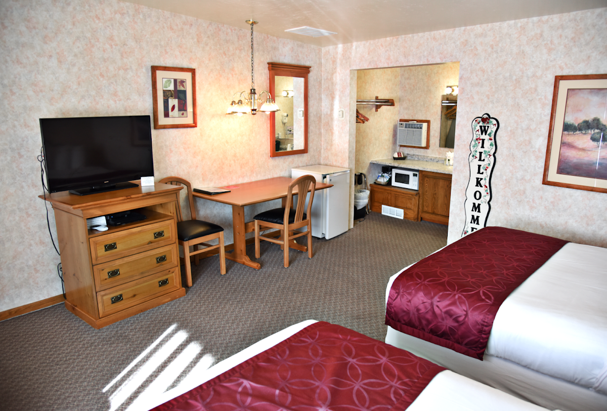 Swiss Alps Inn photo 2
