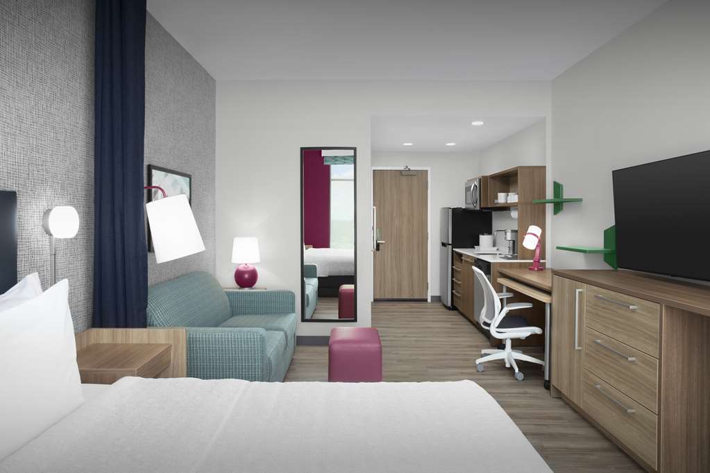Home2 Suites by Hilton Huntsville Village of Providence photo 2