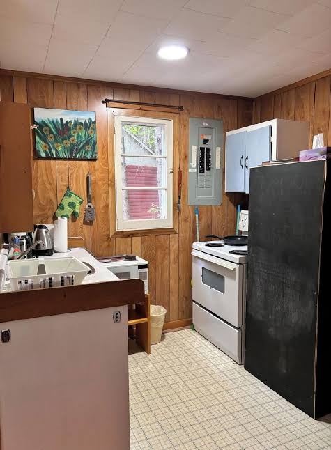 Lakefront Hideaway Resort photo 3