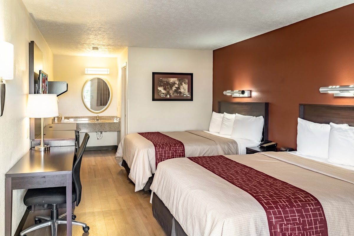 Red Roof Inn Columbus - Taylorsville photo 2