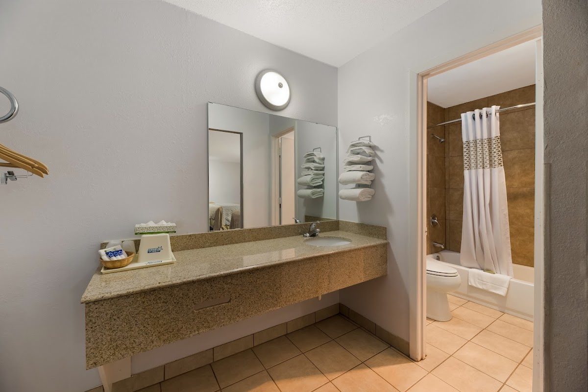 Americas Best Value Inn Alpine photo 3