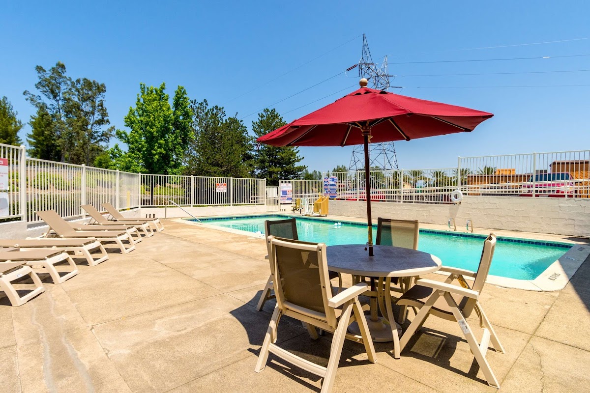 Motel 6 Redding, CA - Central photo 3