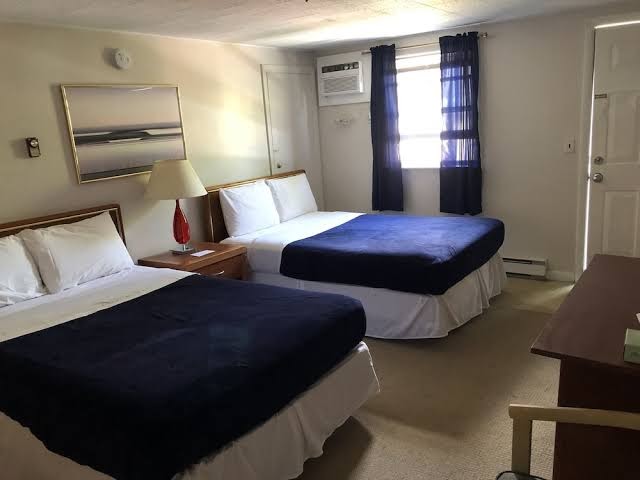 ATLANTIC BREEZE INN photo 2