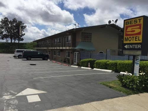Best 5 Motel photo 3