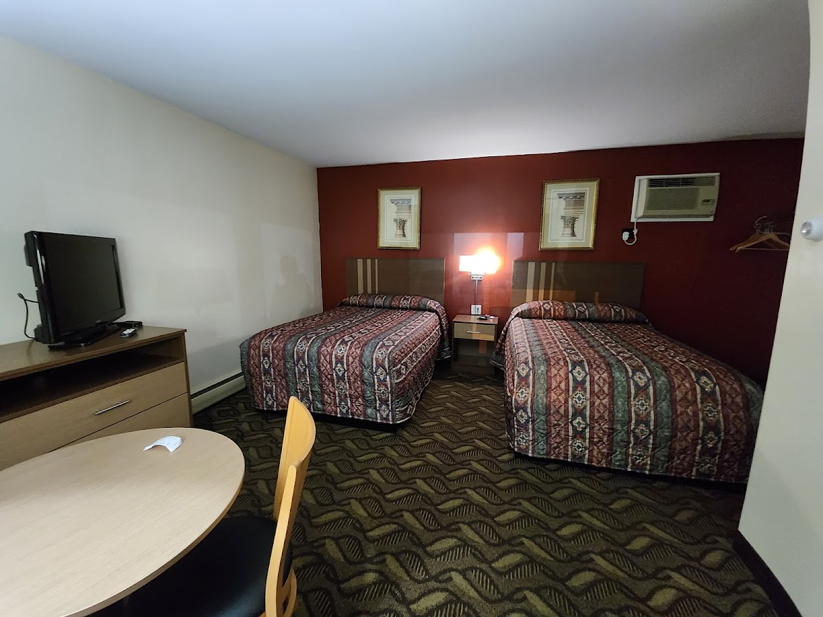 South Hills Motel photo 2