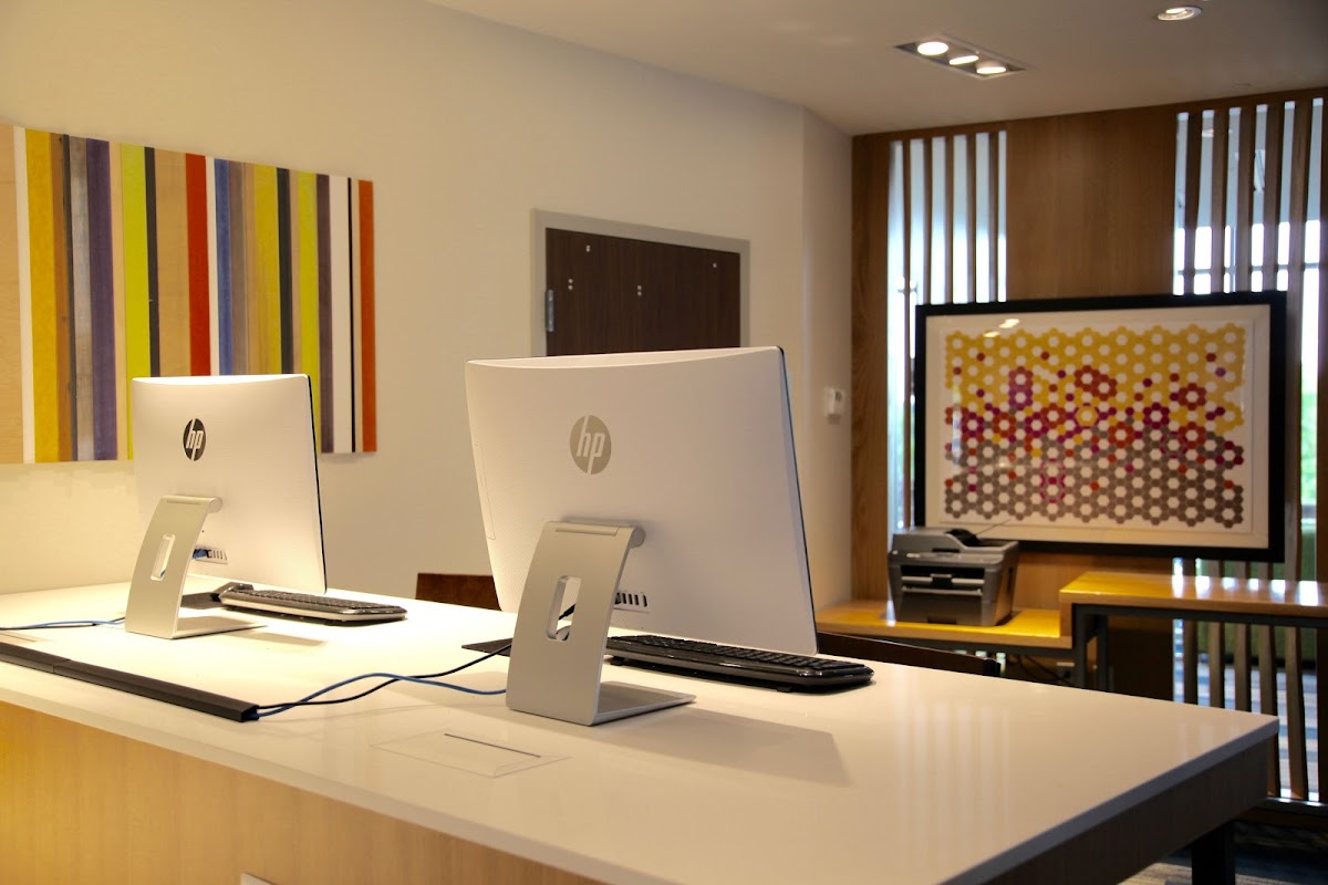 Holiday Inn Express & Suites Oswego by IHG photo 3