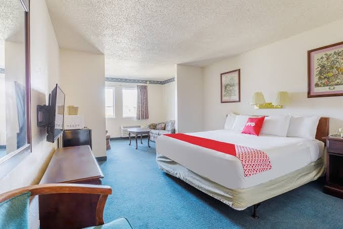 OYO Hotel Branson Victorian Palace photo 2