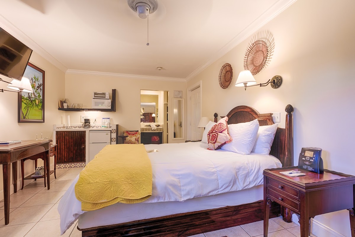 The Caribbean Court Boutique Hotel photo 2