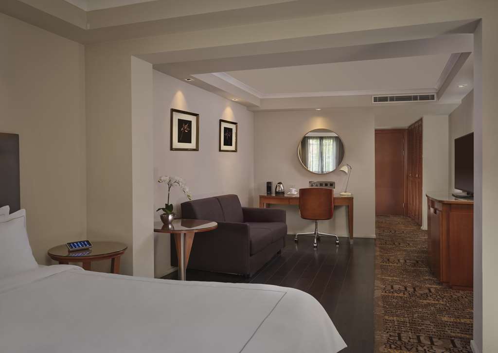 Park Plaza Victoria London photo 3