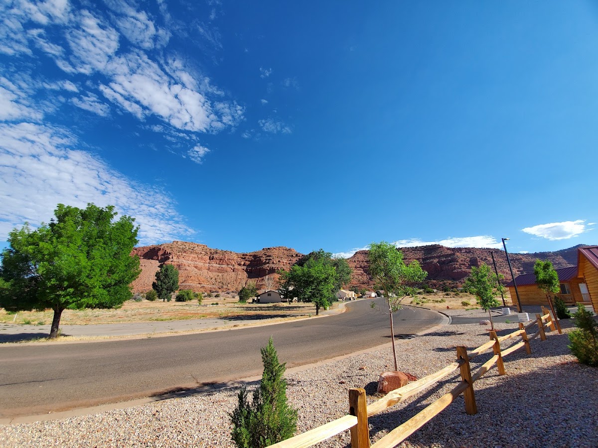 Red Canyon Cabins photo 3