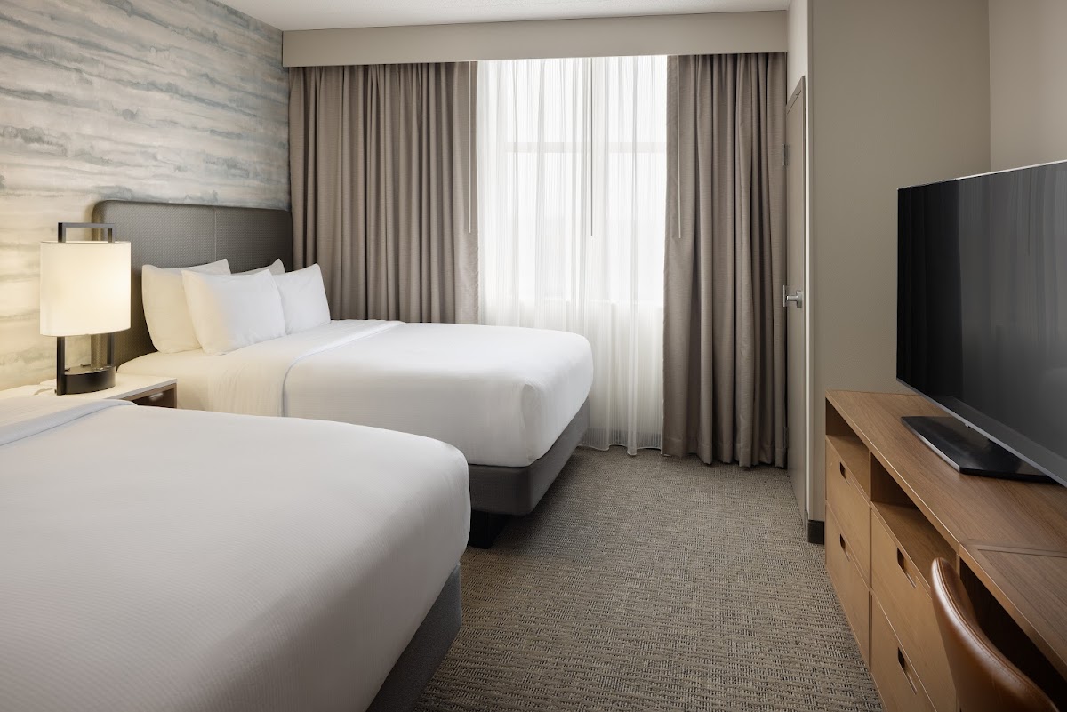 Embassy Suites by Hilton Lexington/UK Coldstream photo 2
