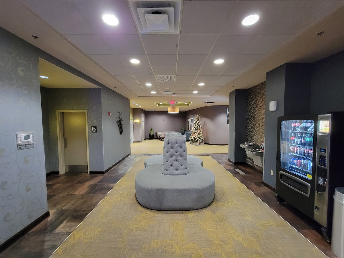 Riverwind Hotel photo 2