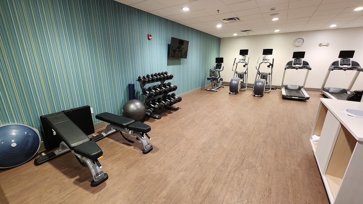 Holiday Inn Express & Suites Raleigh Airport - Brier Creek by IHG photo 3