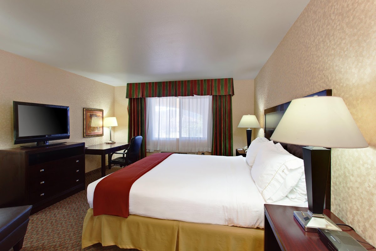 Holiday Inn Express Temecula by IHG photo 2