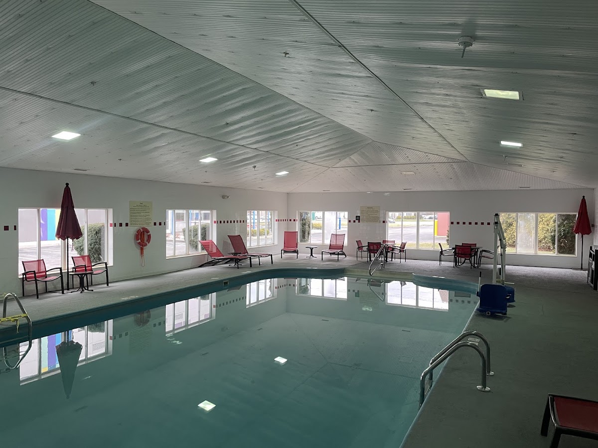Hampton Inn Sandusky-Central photo 3