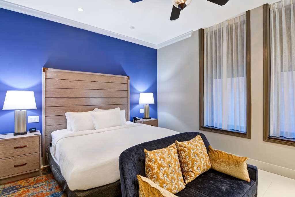 The Cincinnatian Hotel, Curio Collection by Hilton photo 2