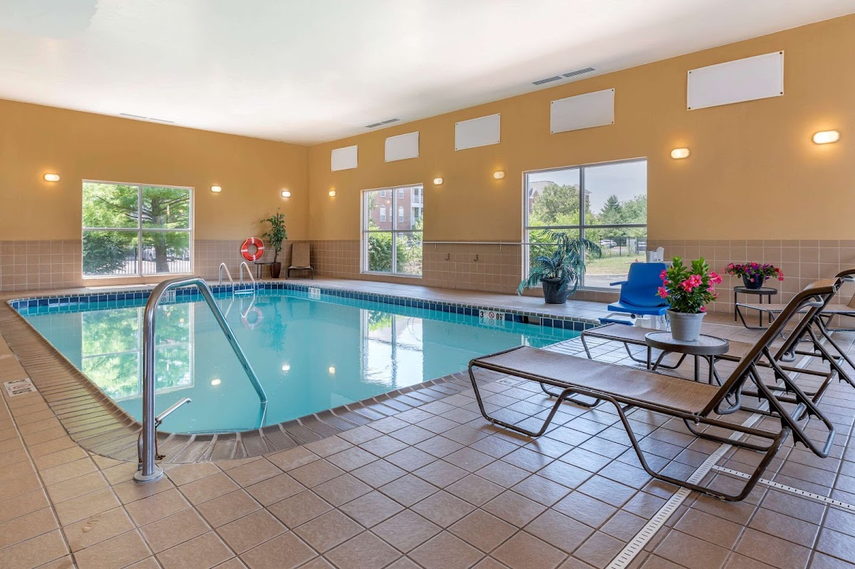 Comfort Suites Urbana Champaign, University Area photo 3