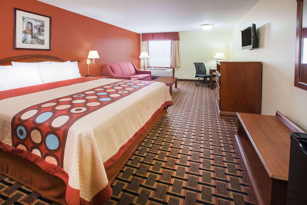 Super 8 by Wyndham White Hall photo 2
