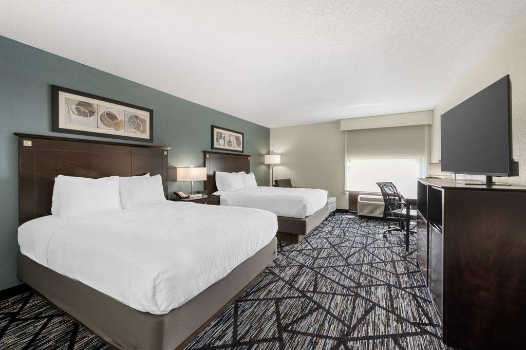 Best Western Plus Anderson photo 2