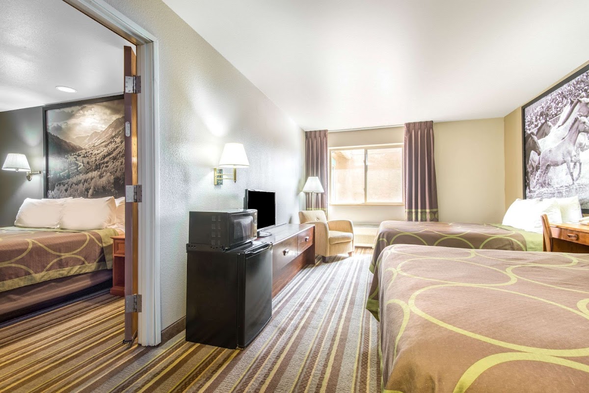Super 8 by Wyndham Buena Vista photo 2