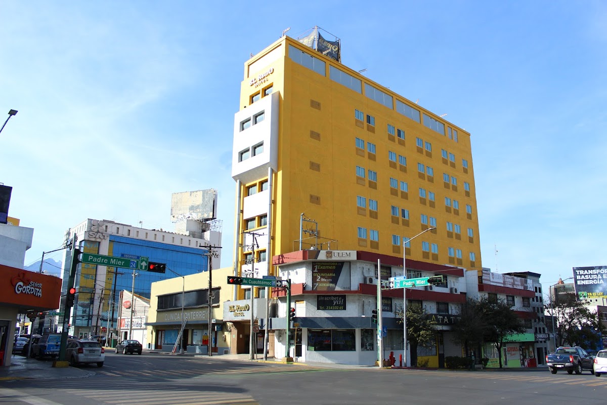 El Regio Hotel