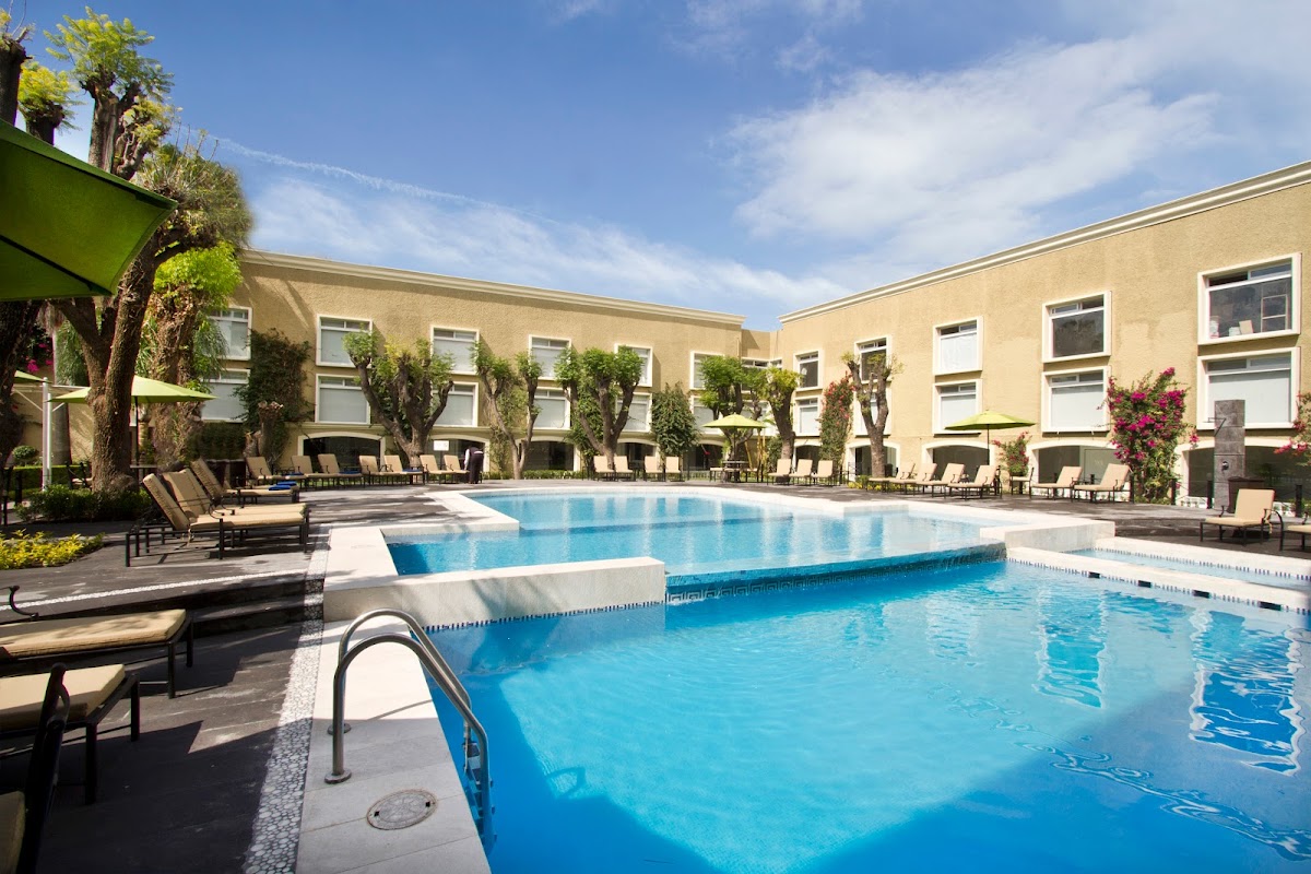 Plaza Camelinas Hotel