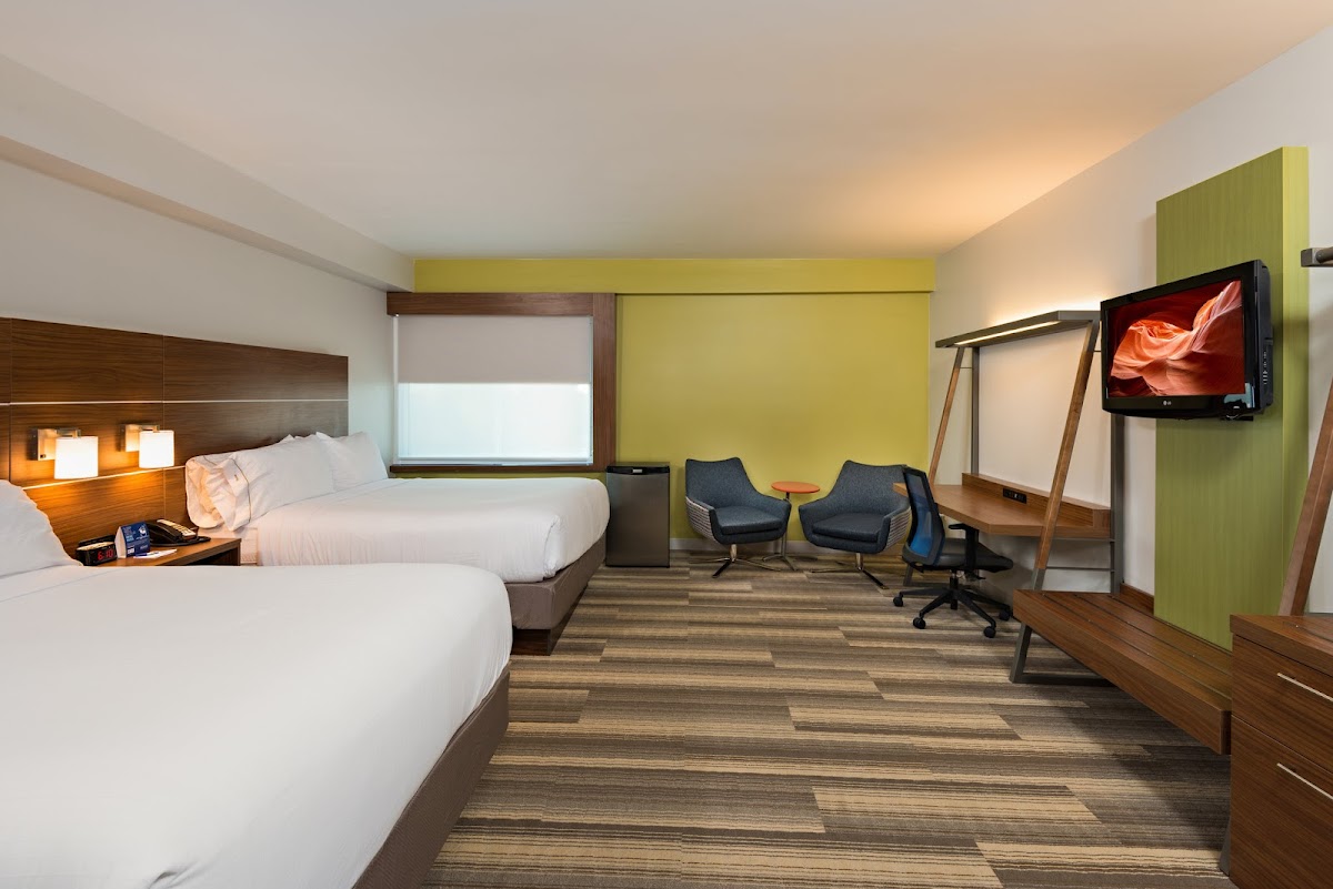 Holiday Inn Express Peoria North - Glendale by IHG photo 2