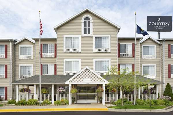 Country Inn & Suites by Radisson, Grand Rapids Airport, MI