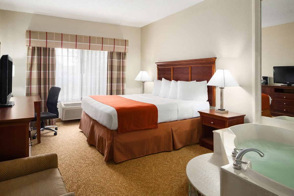 Country Inn & Suites by Radisson, Grand Rapids Airport, MI photo 2