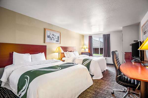 Quality Inn Parsons North photo 2
