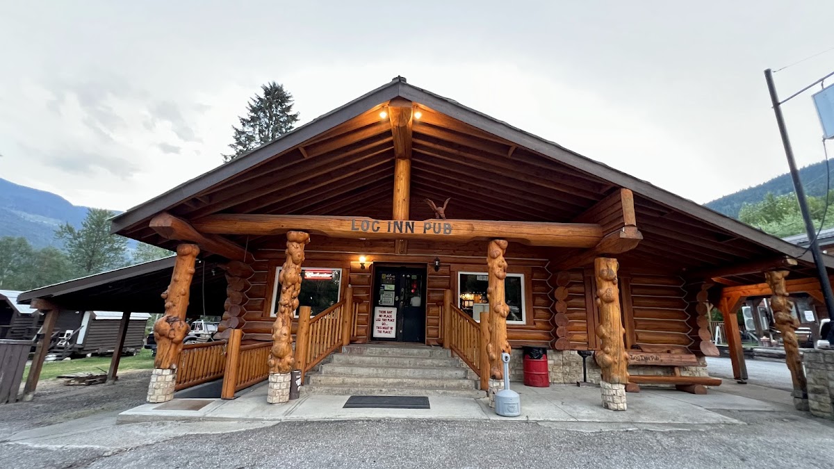 Log Inn Pub