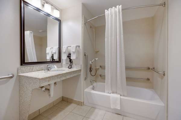 Suburban Studios Berwick - Morgan City photo 3