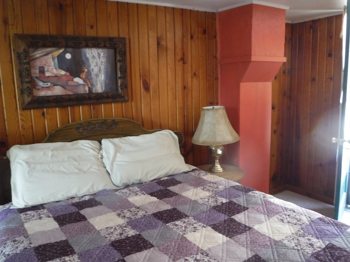 Billingsley Creek Lodging photo 3